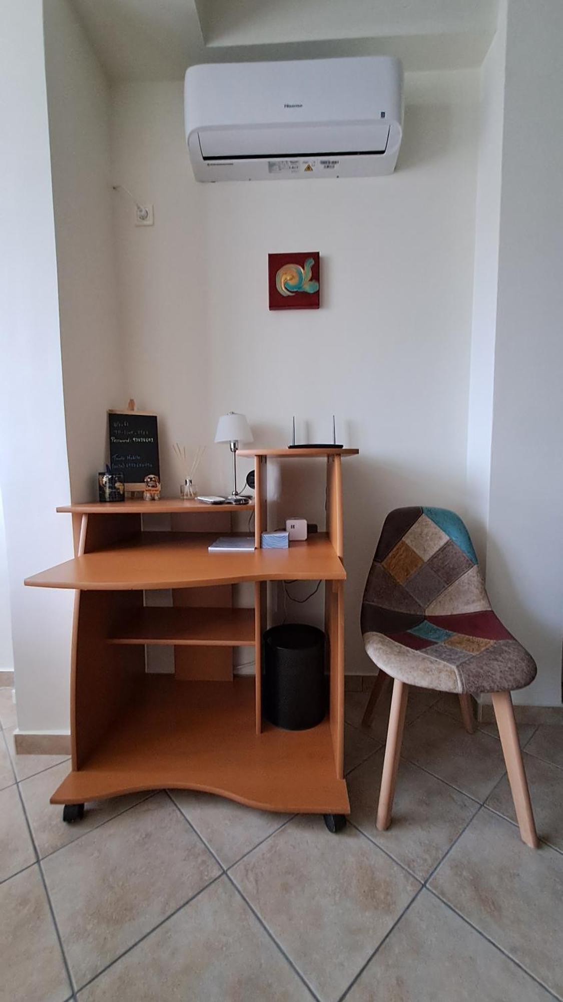 Tomis Sea View Apartment พีเรียส ภายนอก รูปภาพ