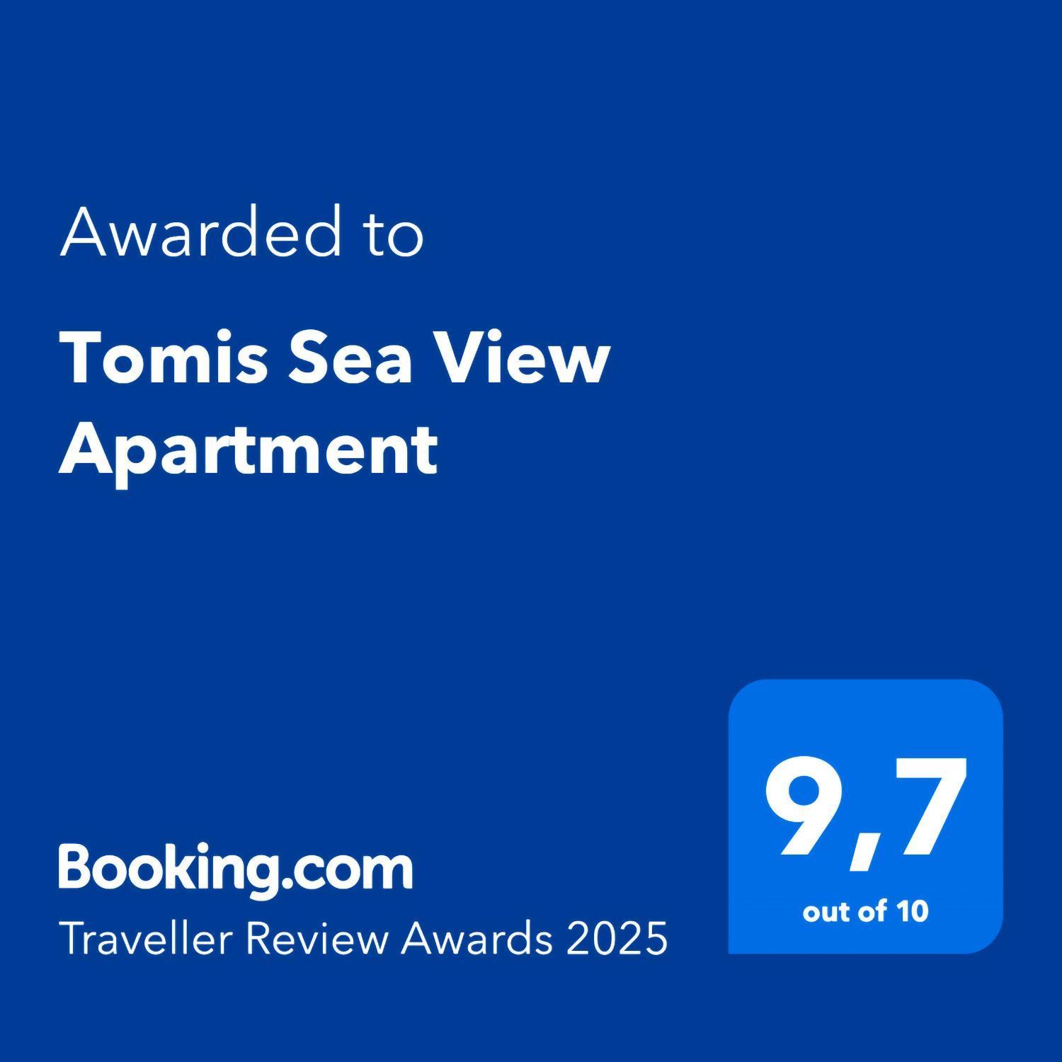 Tomis Sea View Apartment พีเรียส ภายนอก รูปภาพ